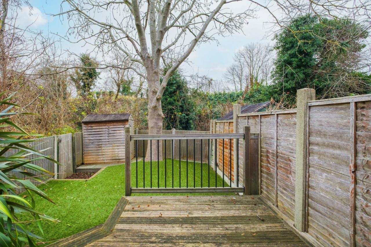 Beautiful 3 Bed House With Amazing Views In Dartford, Kent Apartment Ngoại thất bức ảnh