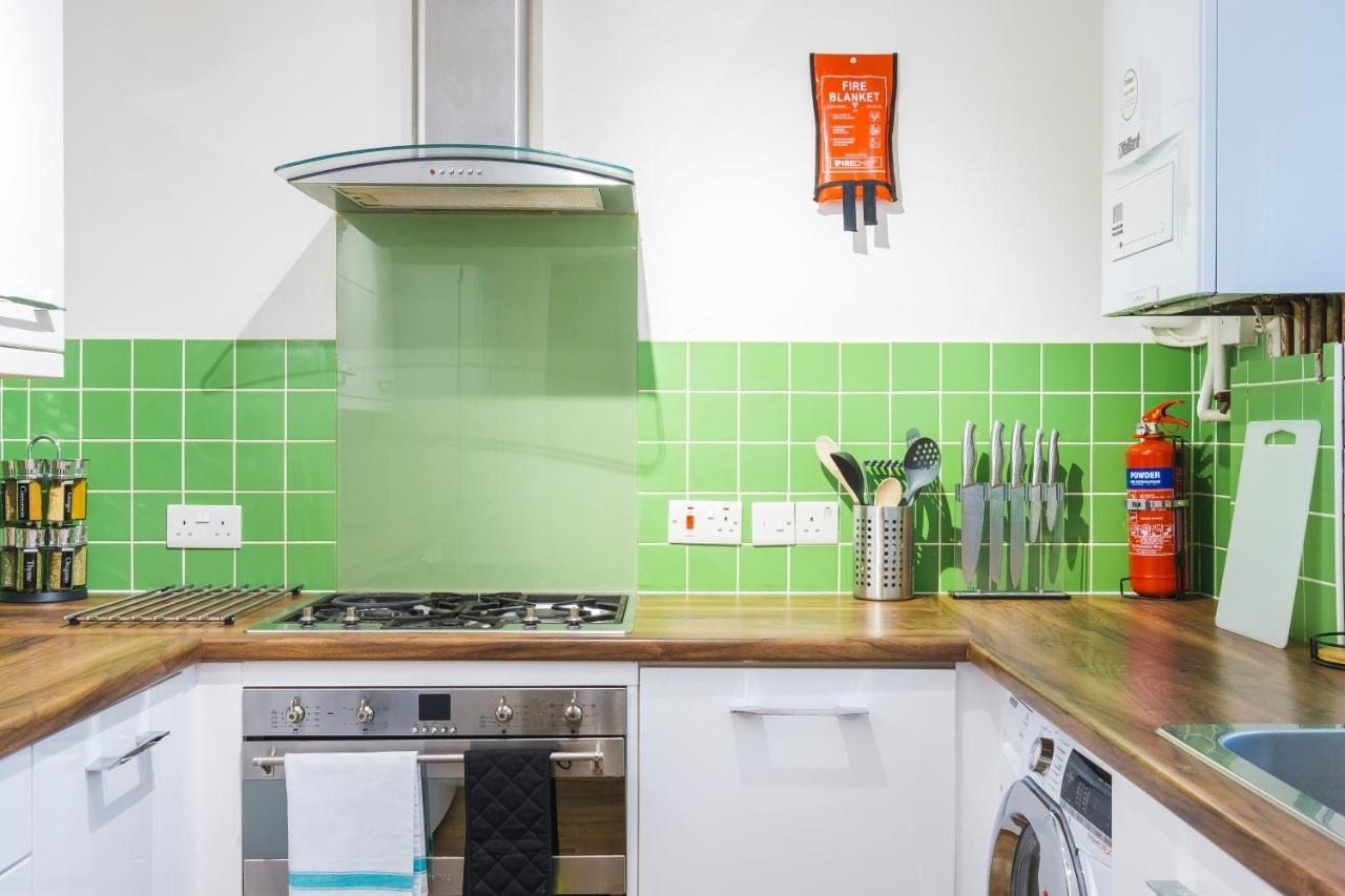 Beautiful 3 Bed House With Amazing Views In Dartford, Kent Apartment Ngoại thất bức ảnh
